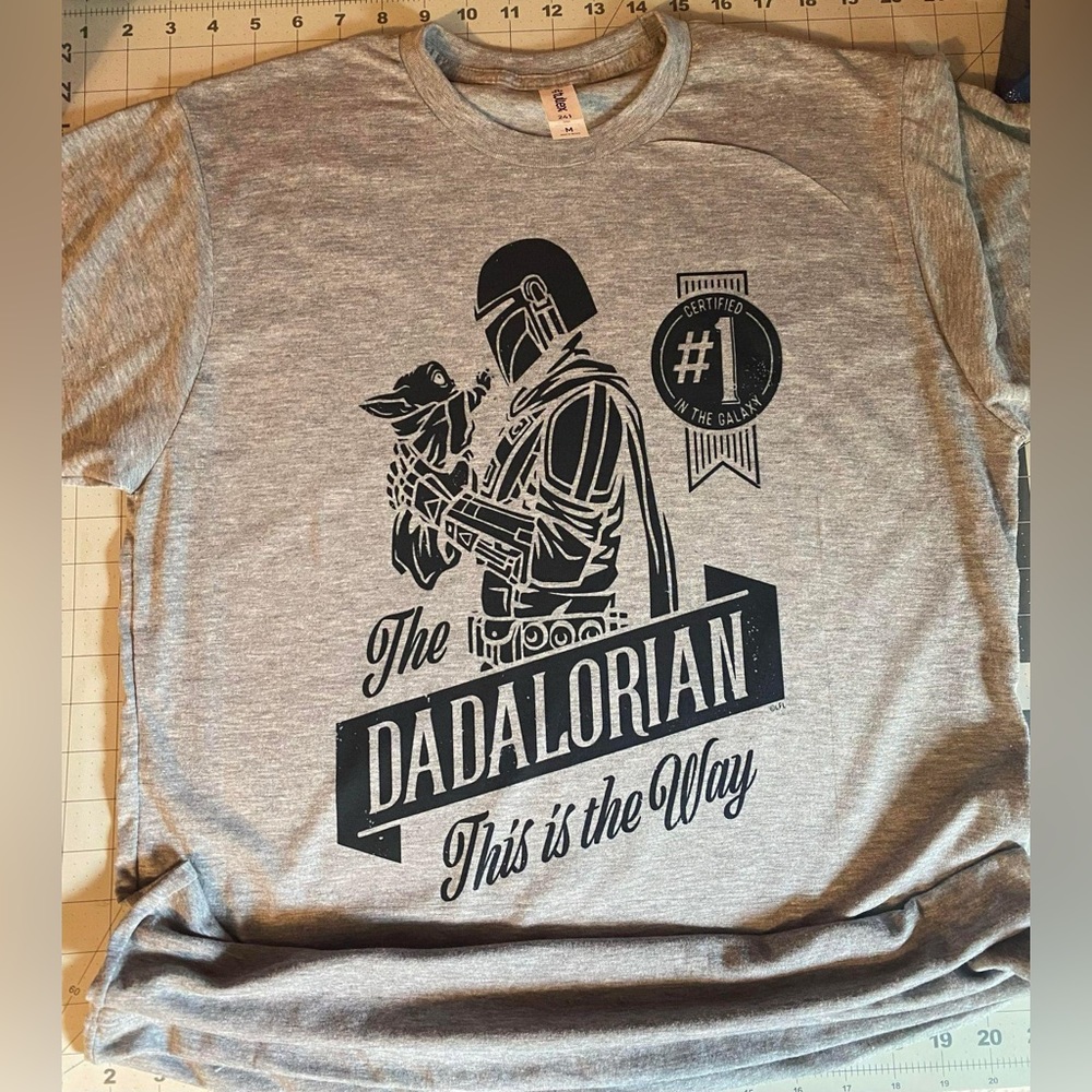 Dadalorian tee